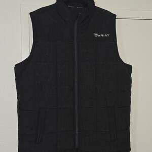 Ariat Men's Crius Insulated Vest - Black